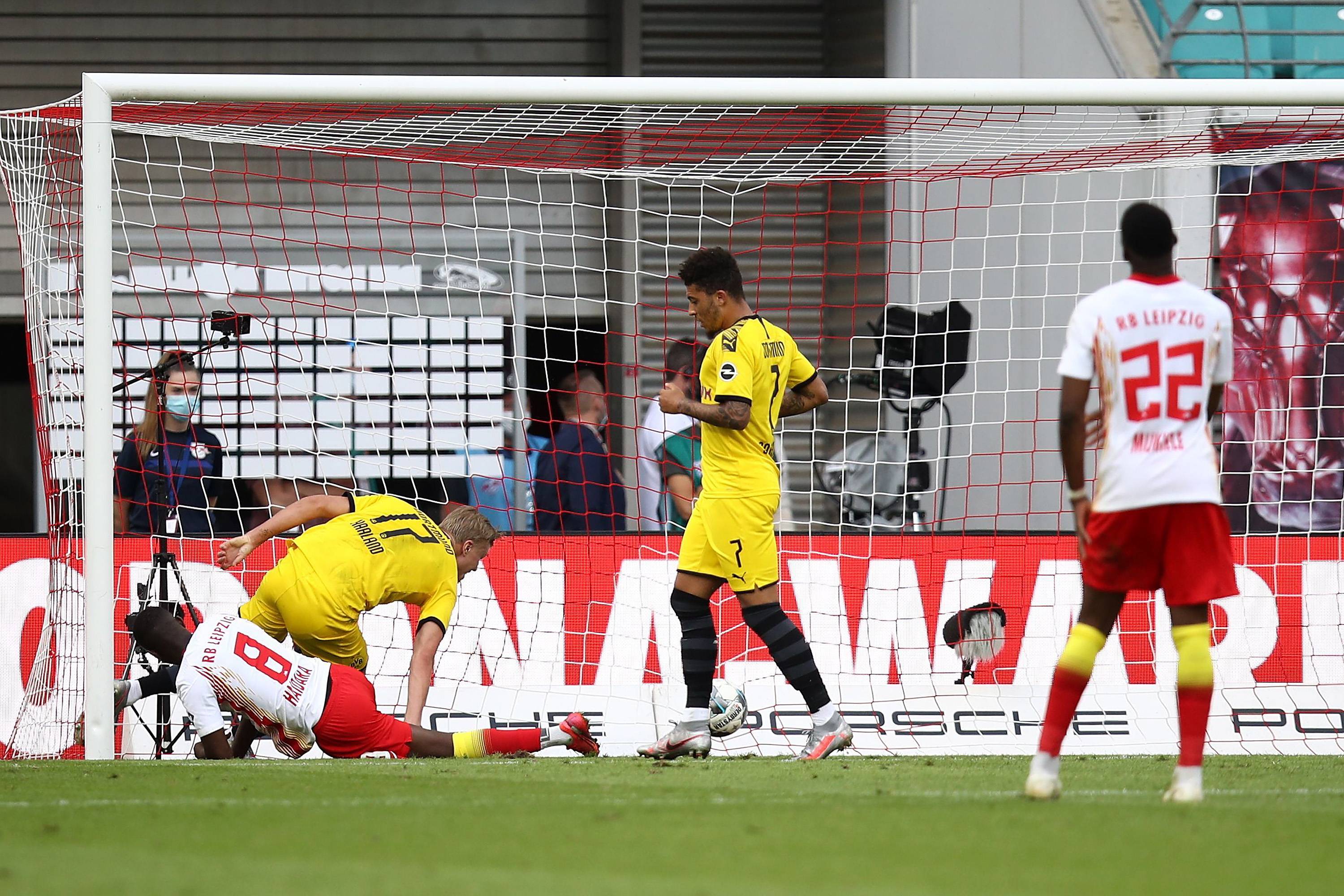 多特蒙德横扫葡萄牙，哈兰德刷新纪录