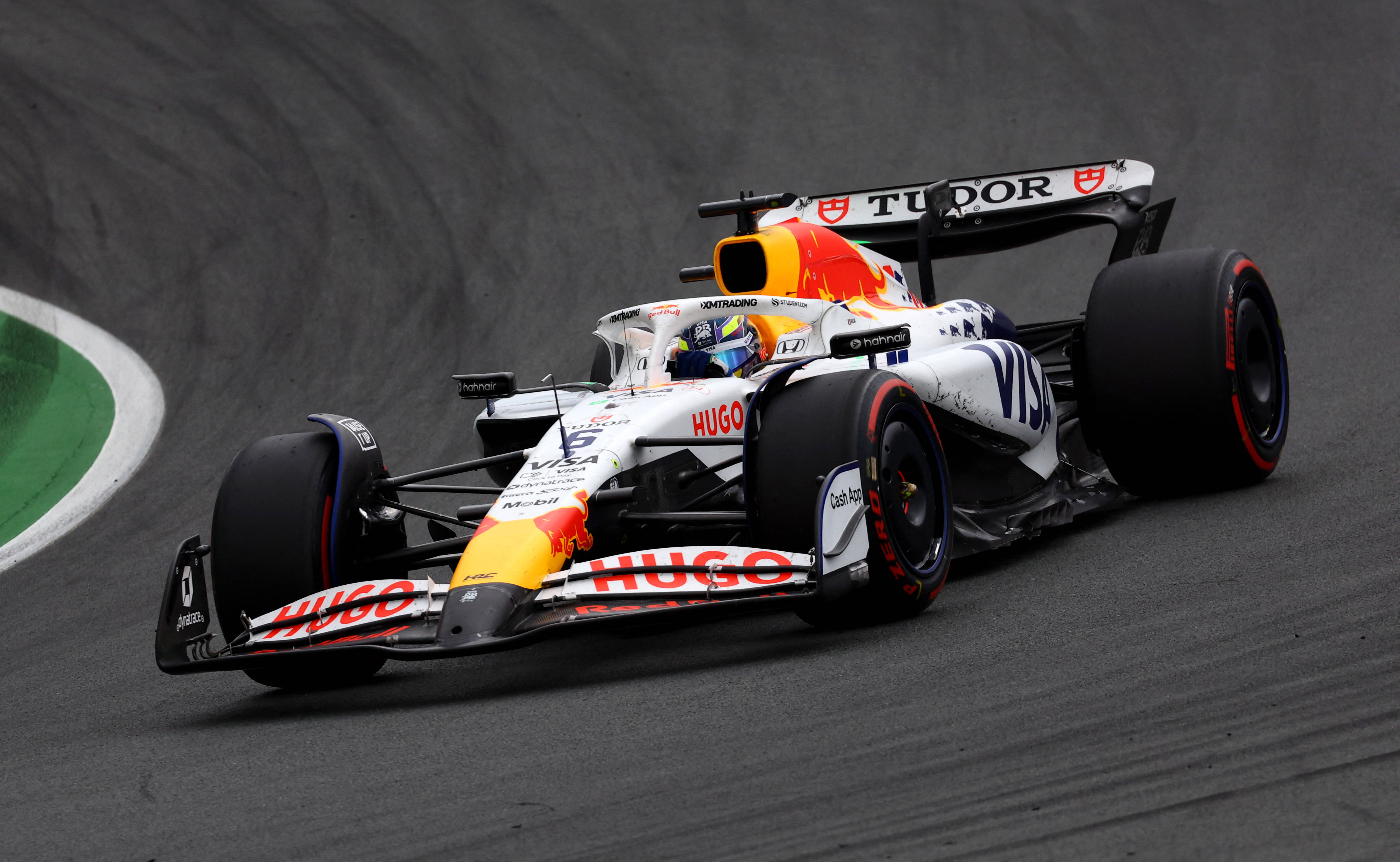 关于红牛二队绝杀迈凯伦，塞恩斯点燃赛场的信息