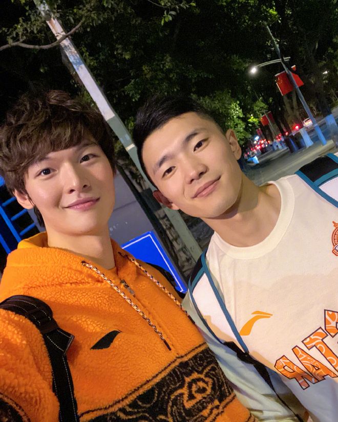 福建队完胜新疆队,乔治状态火热 福建队完胜新疆队,乔治状态火热