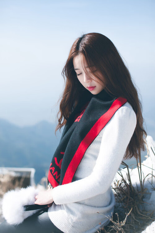 樱花风暴席卷欧洲红魔，当日本连续得分扼住比利时咽喉，萨内如何成为绿茵场上的隐形指挥家？