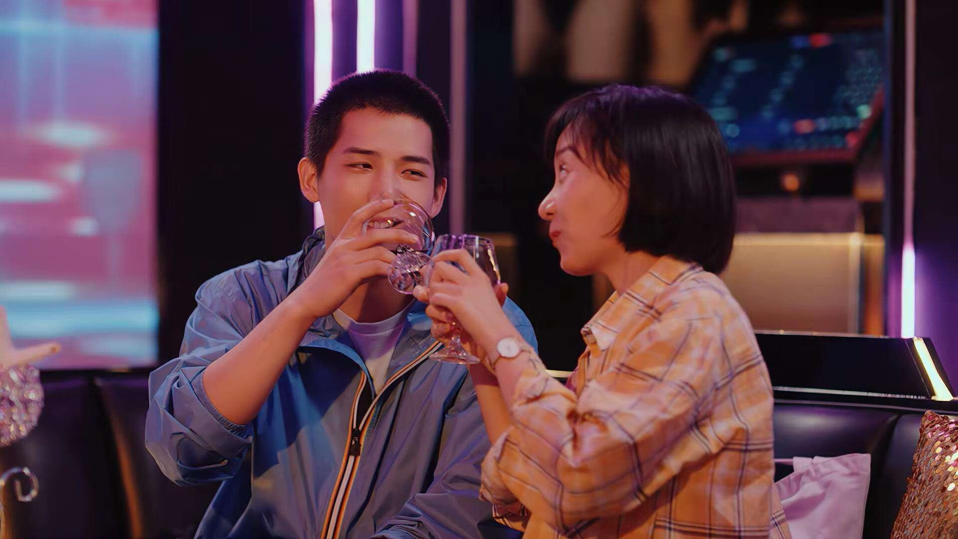 塞内加尔足球哲学绽放欧洲,奥亚尔萨瓦尔关键一击令雷恩溃不成军